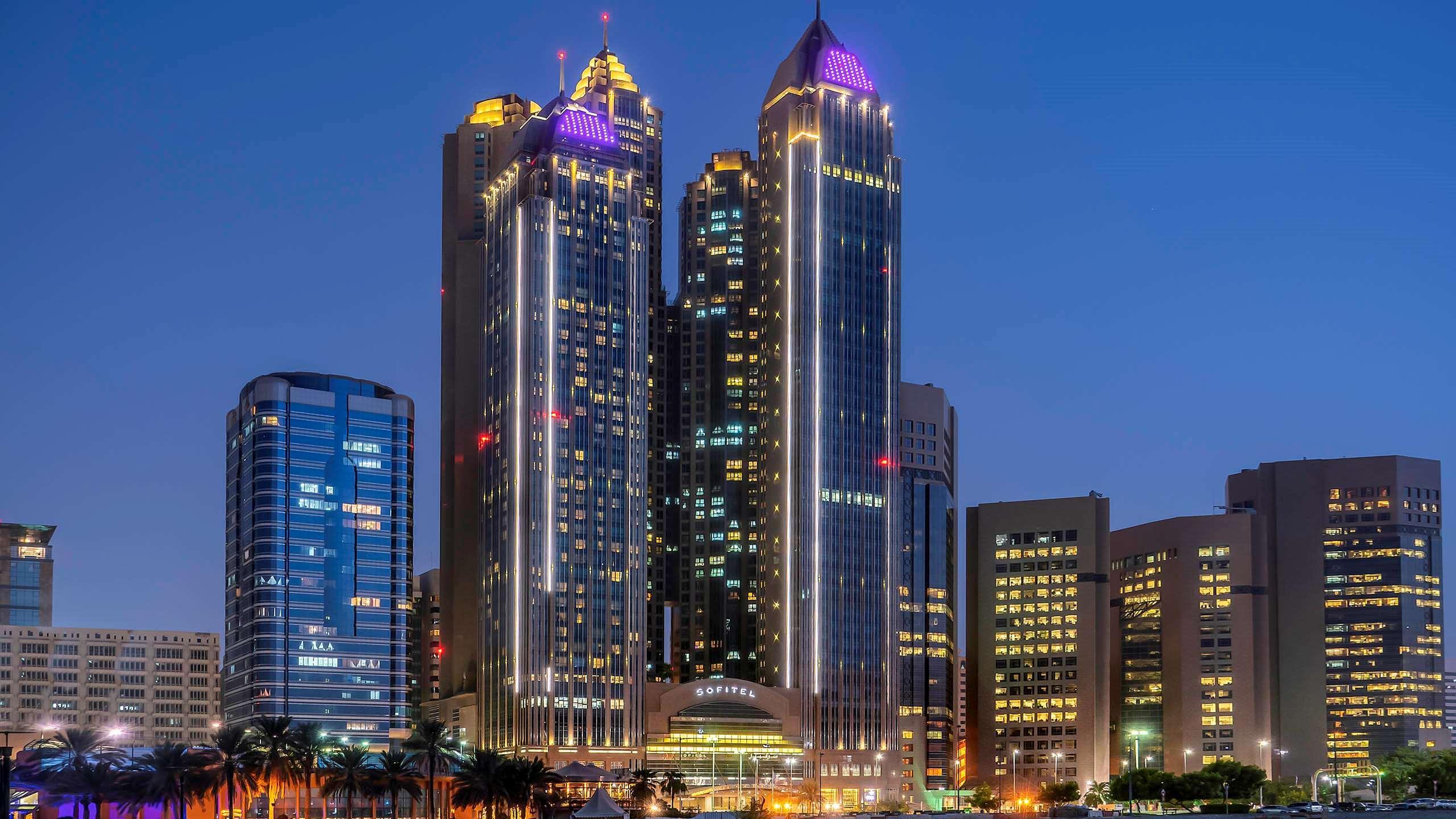 Отель Sofitel Abu Dhabi Corniche Экстерьер фото