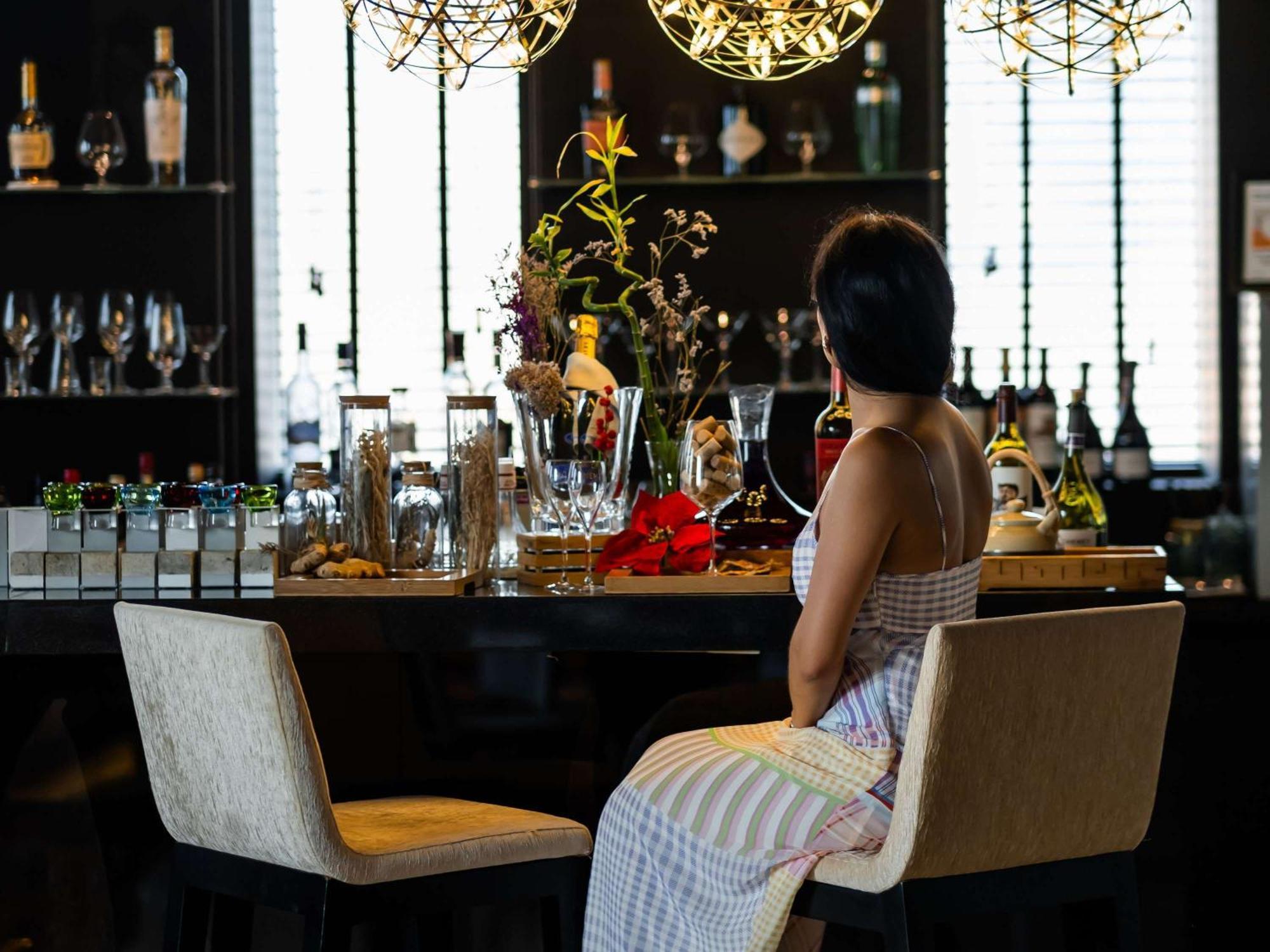 Отель Sofitel Abu Dhabi Corniche Экстерьер фото